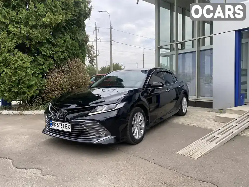 Седан Toyota Camry 2019 2.49 л. Автомат обл. Рівненська, Рівне - Фото 1/21