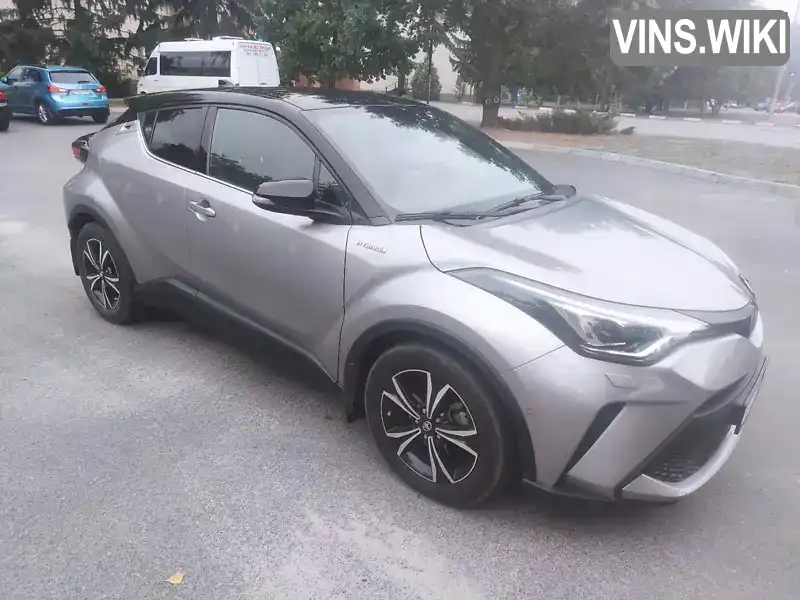 Позашляховик / Кросовер Toyota C-HR 2019 1.99 л. Автомат обл. Київська, Бровари - Фото 1/13