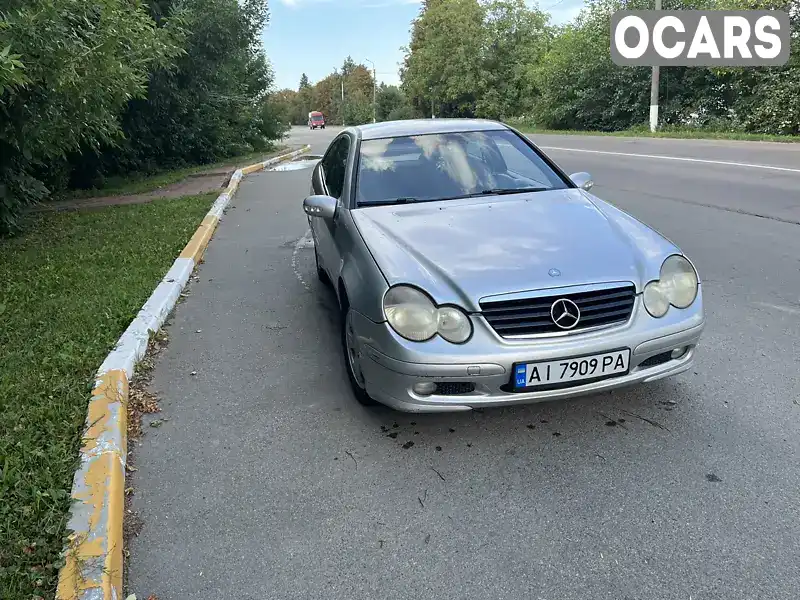 Купе Mercedes-Benz C-Class 2001 2 л. Автомат обл. Київська, Васильків - Фото 1/18