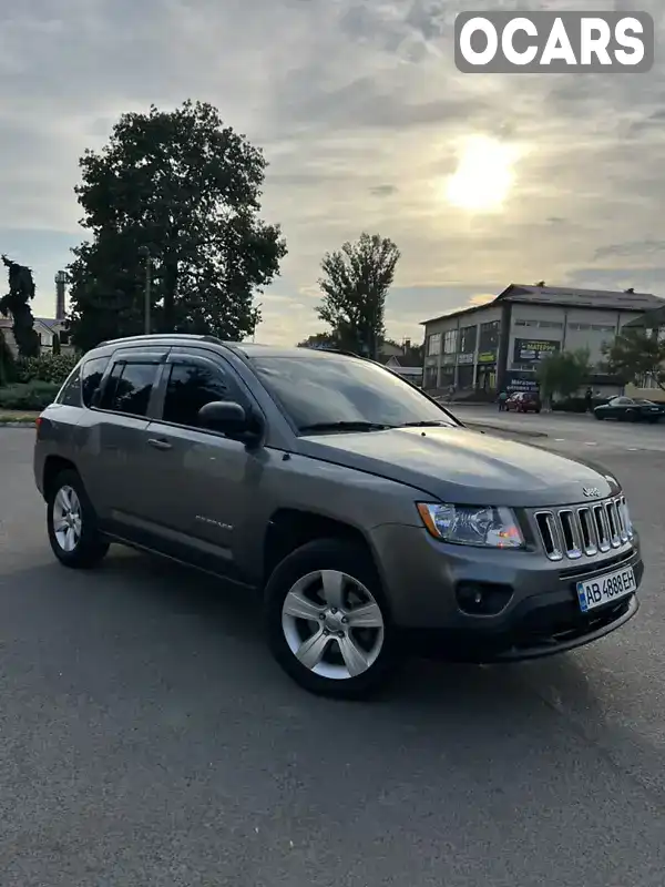 Позашляховик / Кросовер Jeep Compass 2011 2.4 л. Варіатор обл. Вінницька, Бершадь - Фото 1/9