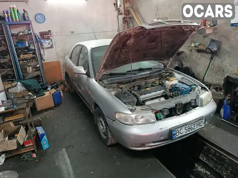 Хетчбек Daewoo Nubira 1998 2 л. Ручна / Механіка обл. Львівська, Львів - Фото 1/11