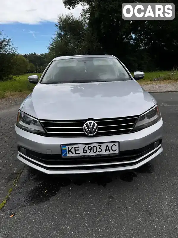 Седан Volkswagen Jetta 2015 2 л. Автомат обл. Дніпропетровська, Кривий Ріг - Фото 1/21