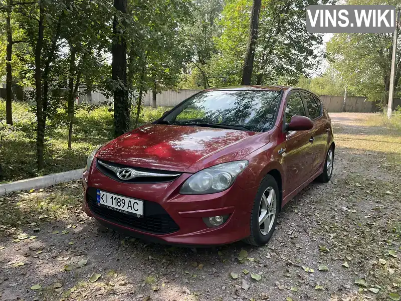 Хетчбек Hyundai i30 2011 1.6 л. Ручна / Механіка обл. Київська, Київ - Фото 1/21