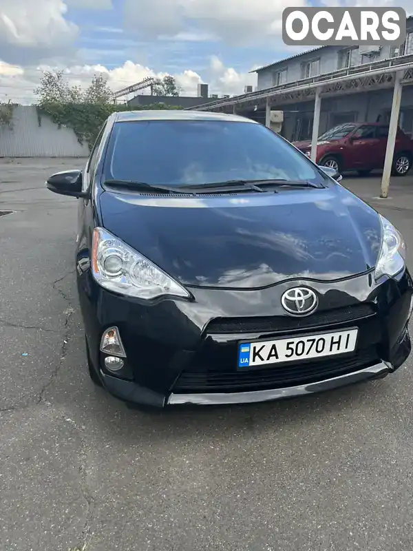 Хетчбек Toyota Prius C 2014 1.5 л. Автомат обл. Київська, Київ - Фото 1/21