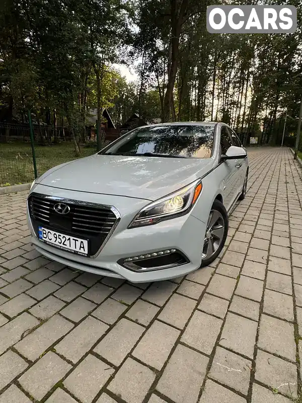 Седан Hyundai Sonata 2015 2 л. Автомат обл. Львівська, Дрогобич - Фото 1/21