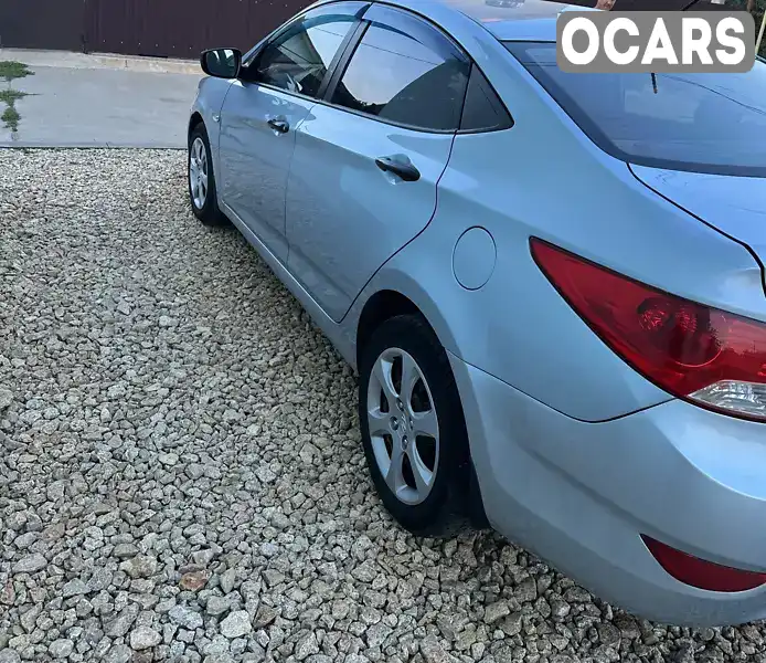 Z94CT41CABR050214 Hyundai Accent 2011 Седан 1.4 л. Фото 6