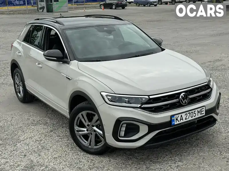 Позашляховик / Кросовер Volkswagen T-Roc 2023 1.4 л. Автомат обл. Закарпатська, Ужгород - Фото 1/21