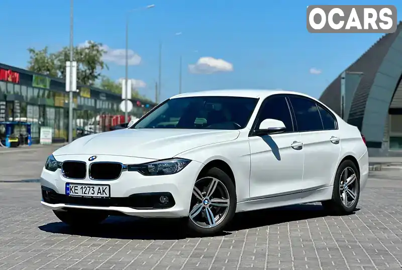 WBA8E31000A054443 BMW 3 Series 2017 Седан 1.5 л. Фото 1