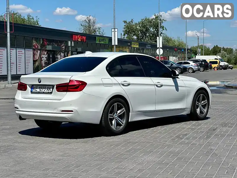 WBA8E31000A054443 BMW 3 Series 2017 Седан 1.5 л. Фото 2