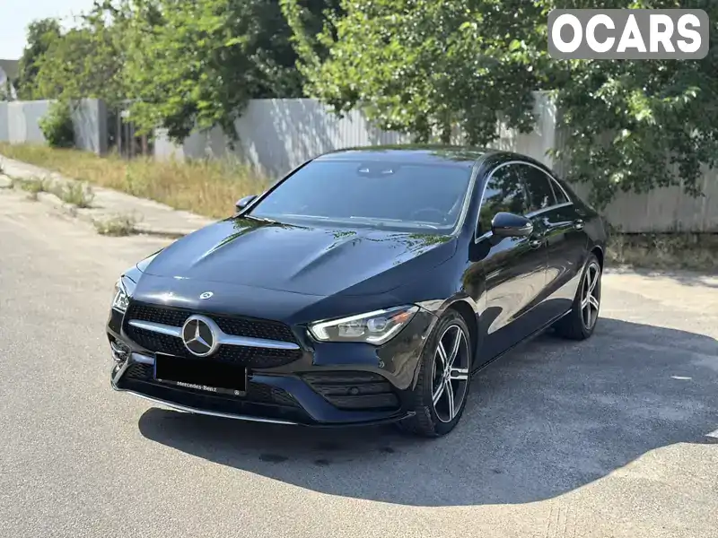 W1K5J4GB1LN084263 Mercedes-Benz CLA-Class 2019 Седан 2 л. Фото 1