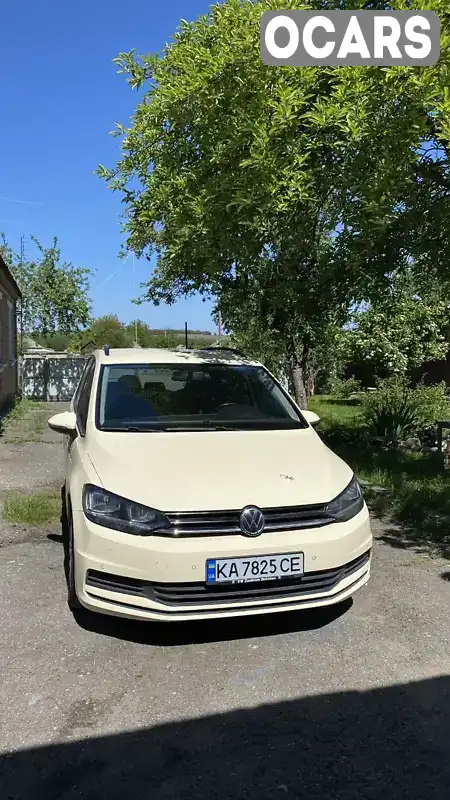 WVGZZZ1TZHW005454 Volkswagen Touran 2016 Микровэн 1.97 л. Фото 1