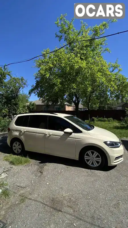 WVGZZZ1TZHW005454 Volkswagen Touran 2016 Микровэн 1.97 л. Фото 2