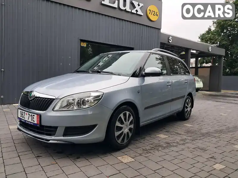 Хэтчбек Skoda Fabia 2011 1.2 л. Ручная / Механика обл. Закарпатская, Ужгород - Фото 1/21