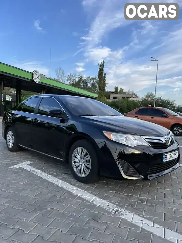 Седан Toyota Camry 2012 2.5 л. Автомат обл. Полтавська, Кременчук - Фото 1/20