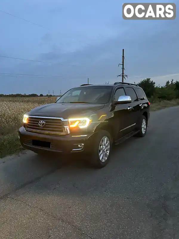 Позашляховик / Кросовер Toyota Sequoia 2016 5.66 л. Автомат обл. Черкаська, Черкаси - Фото 1/18