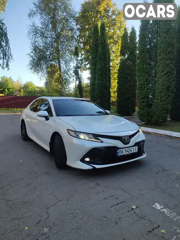 Седан Toyota Camry 2017 2.49 л. Автомат обл. Рівненська, Корець - Фото 1/15