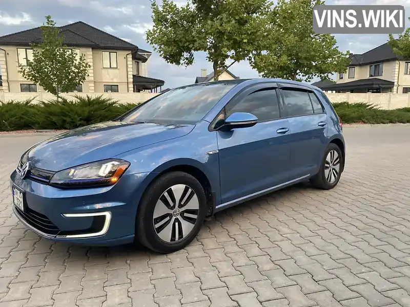 Хэтчбек Volkswagen e-Golf 2015 null_content л. обл. Одесская, Одесса - Фото 1/21