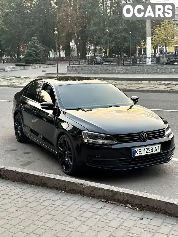 Седан Volkswagen Jetta 2014 1.8 л. Автомат обл. Дніпропетровська, Кам'янське (Дніпродзержинськ) - Фото 1/20