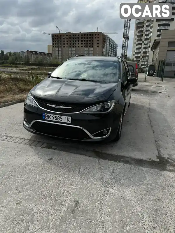 Мінівен Chrysler Pacifica 2019 3.61 л. Автомат обл. Рівненська, Рівне - Фото 1/21