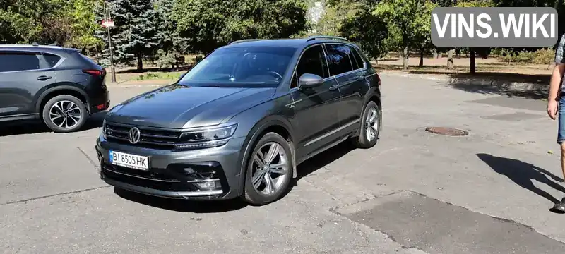 Внедорожник / Кроссовер Volkswagen Tiguan 2017 1.97 л. Робот обл. Полтавская, Горишние Плавни (Комсомольск) - Фото 1/13