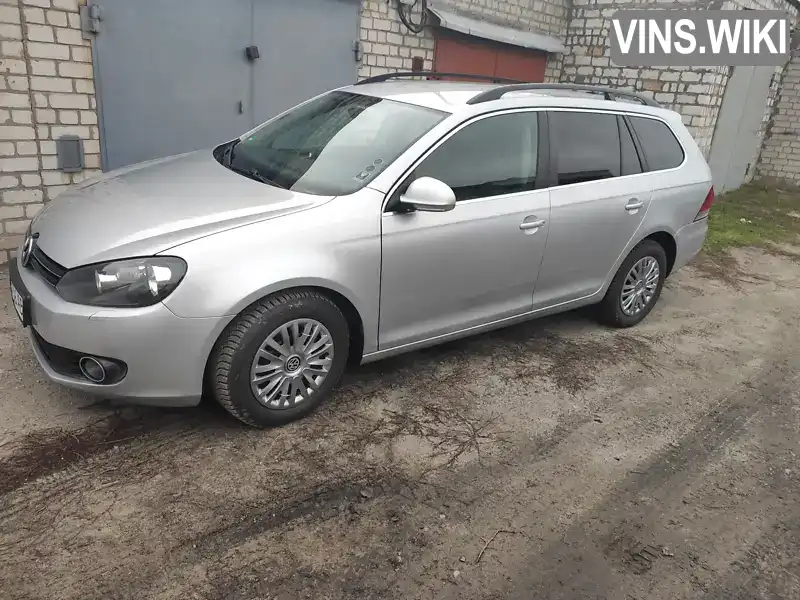 Универсал Volkswagen Golf 2011 1.6 л. Ручная / Механика обл. Черкасская, Черкассы - Фото 1/21