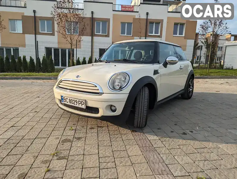 Хетчбек MINI Hatch 2010 1.6 л. Ручна / Механіка обл. Львівська, Львів - Фото 1/21