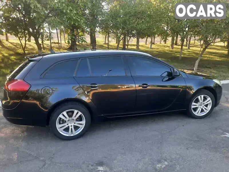 Универсал Opel Insignia 2011 2 л. Ручная / Механика обл. Николаевская, Южноукраинск - Фото 1/10