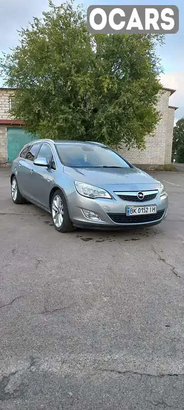 Универсал Opel Astra 2010 1.69 л. Ручная / Механика обл. Ровенская, Вараш (Кузнецовск) - Фото 1/21