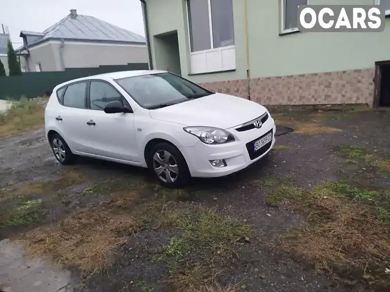 Хэтчбек Hyundai i30 2010 1.58 л. обл. Тернопольская, Тернополь - Фото 1/21