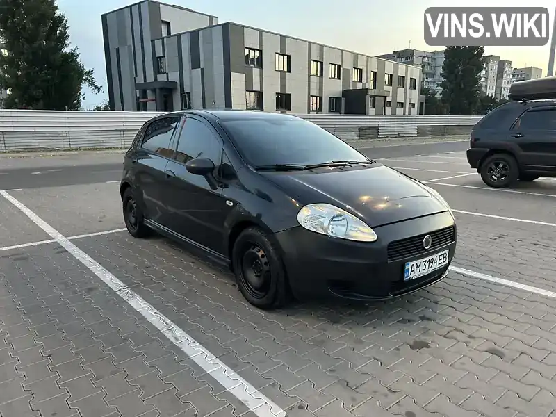 Хетчбек Fiat Punto 2010 1.25 л. Ручна / Механіка обл. Київська, Київ - Фото 1/18