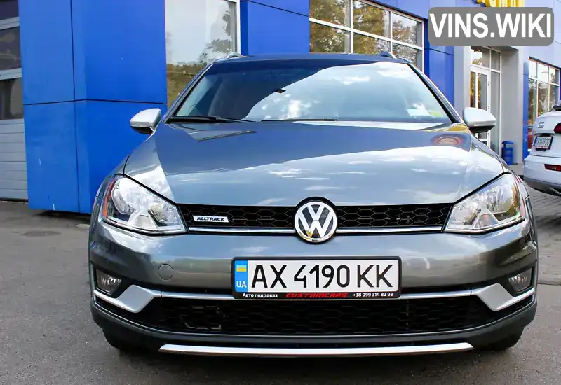 3VWH17AU7HM510720 Volkswagen Golf 2017 Універсал 1.8 л. Фото 9