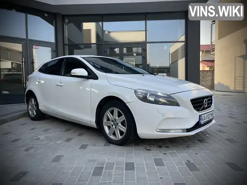 Хетчбек Volvo V40 2013 1.56 л. Автомат обл. Київська, Київ - Фото 1/21