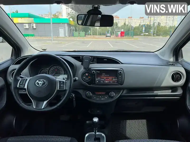 Хетчбек Toyota Yaris 2016 1.33 л. Варіатор обл. Київська, Київ - Фото 1/21