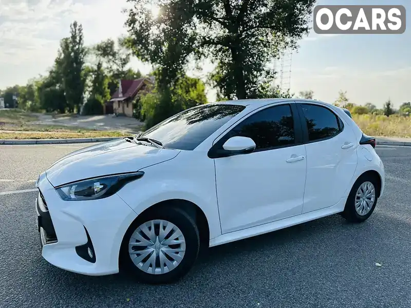 Хетчбек Toyota Yaris 2022 1.5 л. Варіатор обл. Полтавська, Лохвиця - Фото 1/16