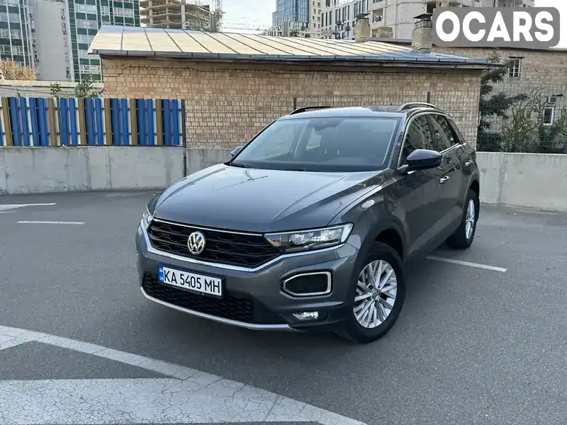 Позашляховик / Кросовер Volkswagen T-Roc 2019 1.5 л. Автомат обл. Київська, Київ - Фото 1/21