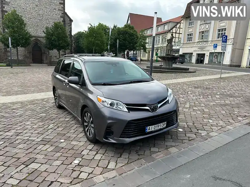 Минивэн Toyota Sienna 2019 3.46 л. Автомат обл. Волынская, Ковель - Фото 1/13