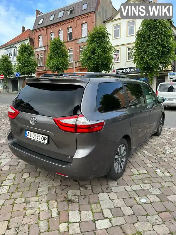 5TDKZ3DCXKS019885 Toyota Sienna 2019 Минивэн 3.46 л. Фото 2