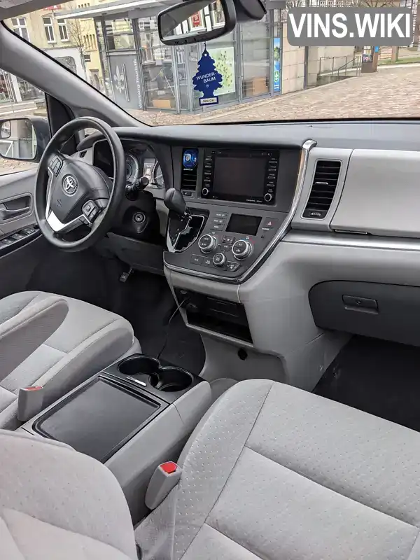 5TDKZ3DCXKS019885 Toyota Sienna 2019 Минивэн 3.46 л. Фото 4