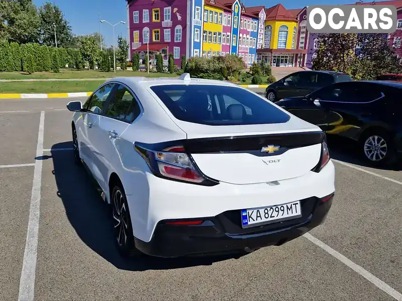 1G1RA6S51JU121431 Chevrolet Volt 2017 Хэтчбек  Фото 4