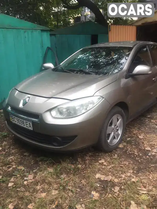 Седан Renault Fluence 2010 1.6 л. Ручна / Механіка обл. Львівська, Львів - Фото 1/9