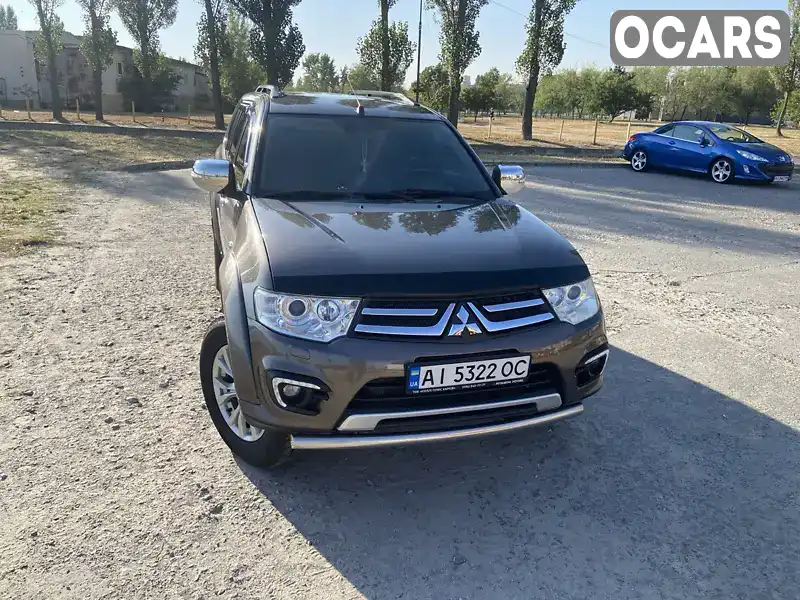 Позашляховик / Кросовер Mitsubishi Pajero Sport 2014 2.48 л. Автомат обл. Київська, Українка - Фото 1/12