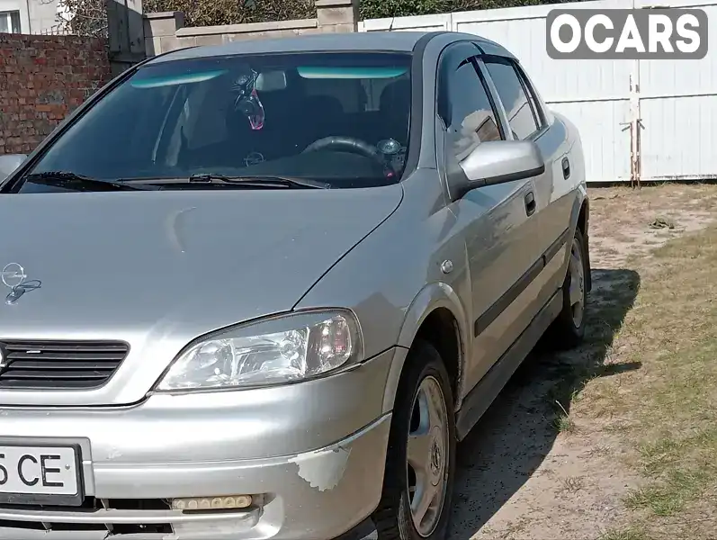 Седан Opel Astra 2005 1.36 л. Ручна / Механіка обл. Рівненська, Рівне - Фото 1/5