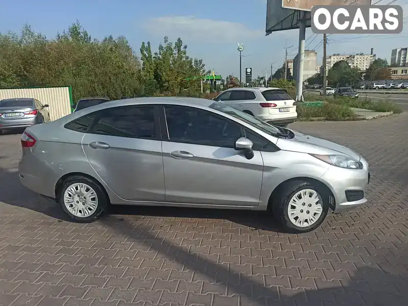 Седан Ford Fiesta 2018 1.6 л. Автомат обл. Хмельницька, Шепетівка - Фото 1/11