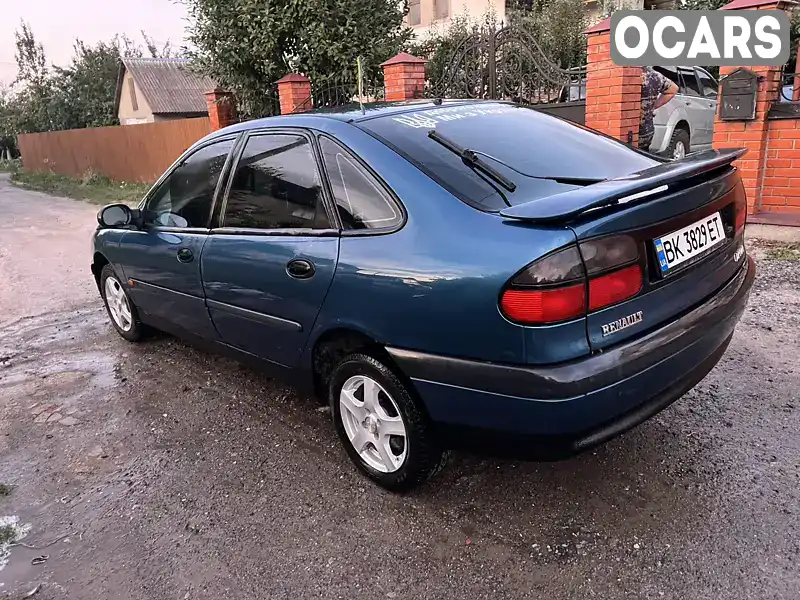 Ліфтбек Renault Laguna 1996 1.79 л. Ручна / Механіка обл. Хмельницька, Ізяслав - Фото 1/7