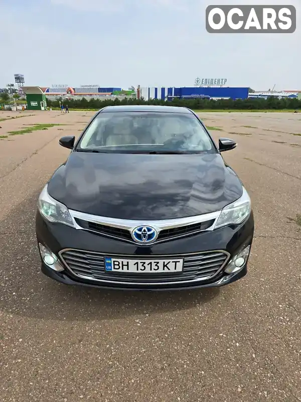 Седан Toyota Avalon 2013 2.5 л. Варіатор обл. Одеська, Одеса - Фото 1/13