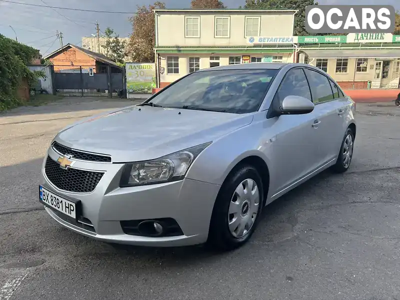 Седан Chevrolet Cruze 2012 1.8 л. Автомат обл. Хмельницька, Хмельницький - Фото 1/19