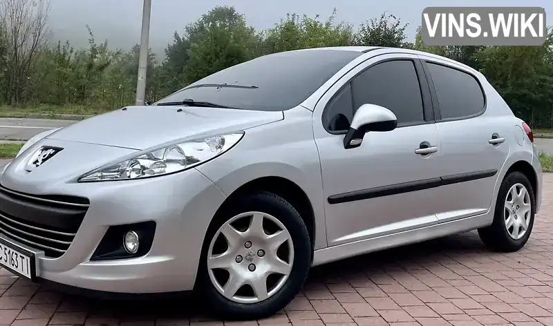 VF3WC8HZCAW041375 Peugeot 207 2010 Хетчбек 1.4 л. Фото 2