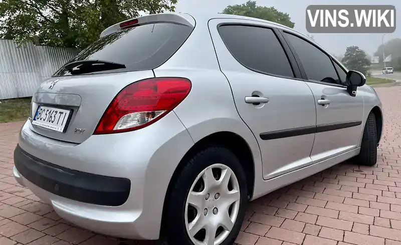 VF3WC8HZCAW041375 Peugeot 207 2010 Хетчбек 1.4 л. Фото 8