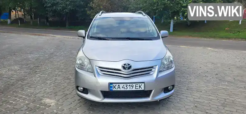 Мінівен Toyota Verso 2011 2 л. Ручна / Механіка обл. Одеська, Болград - Фото 1/15