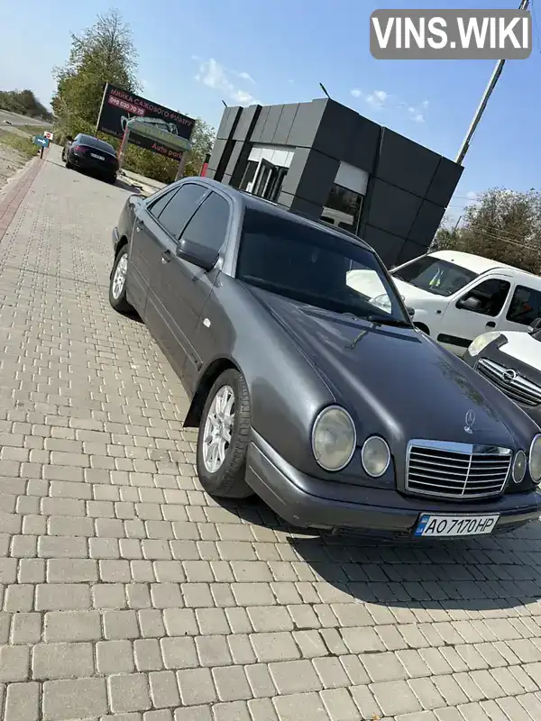 Седан Mercedes-Benz E-Class 1997 2 л. Ручна / Механіка обл. Закарпатська, Тересва - Фото 1/21